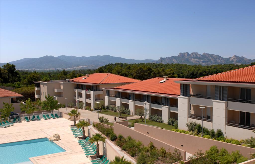 Les Parasols D'Argens Hotel Roquebrune-sur-Argens Exterior photo