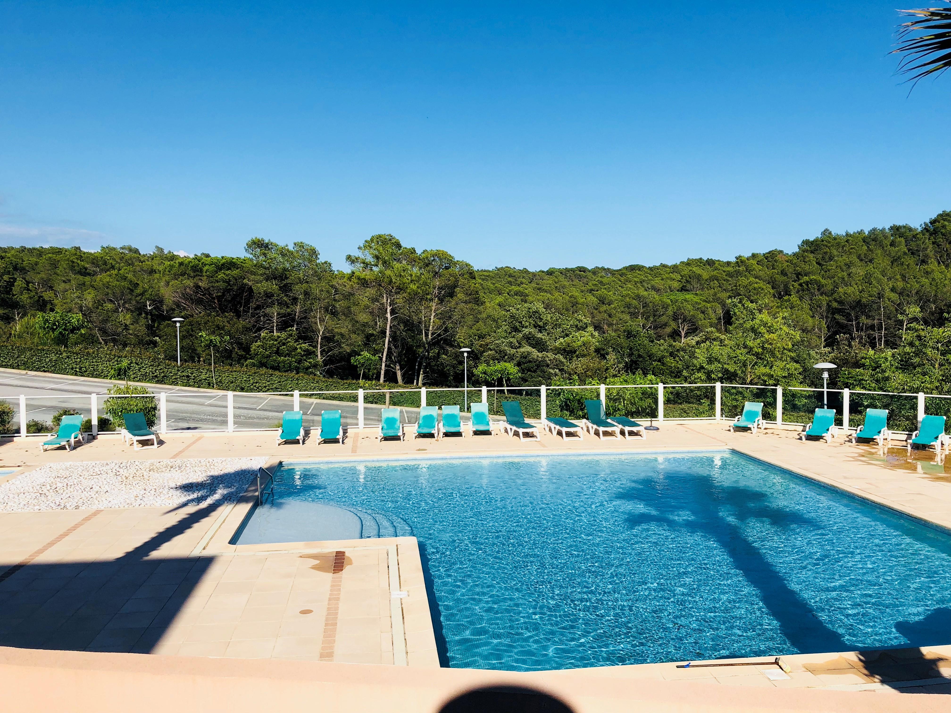 Les Parasols D'Argens Hotel Roquebrune-sur-Argens Exterior photo