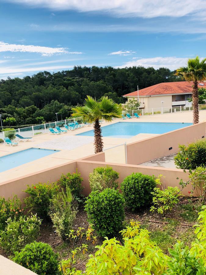 Les Parasols D'Argens Hotel Roquebrune-sur-Argens Exterior photo